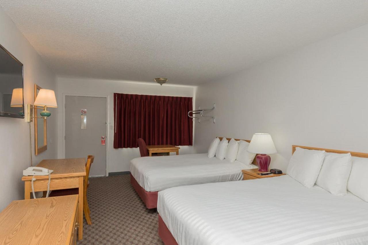 Motel 8 Rock Springs Exterior photo